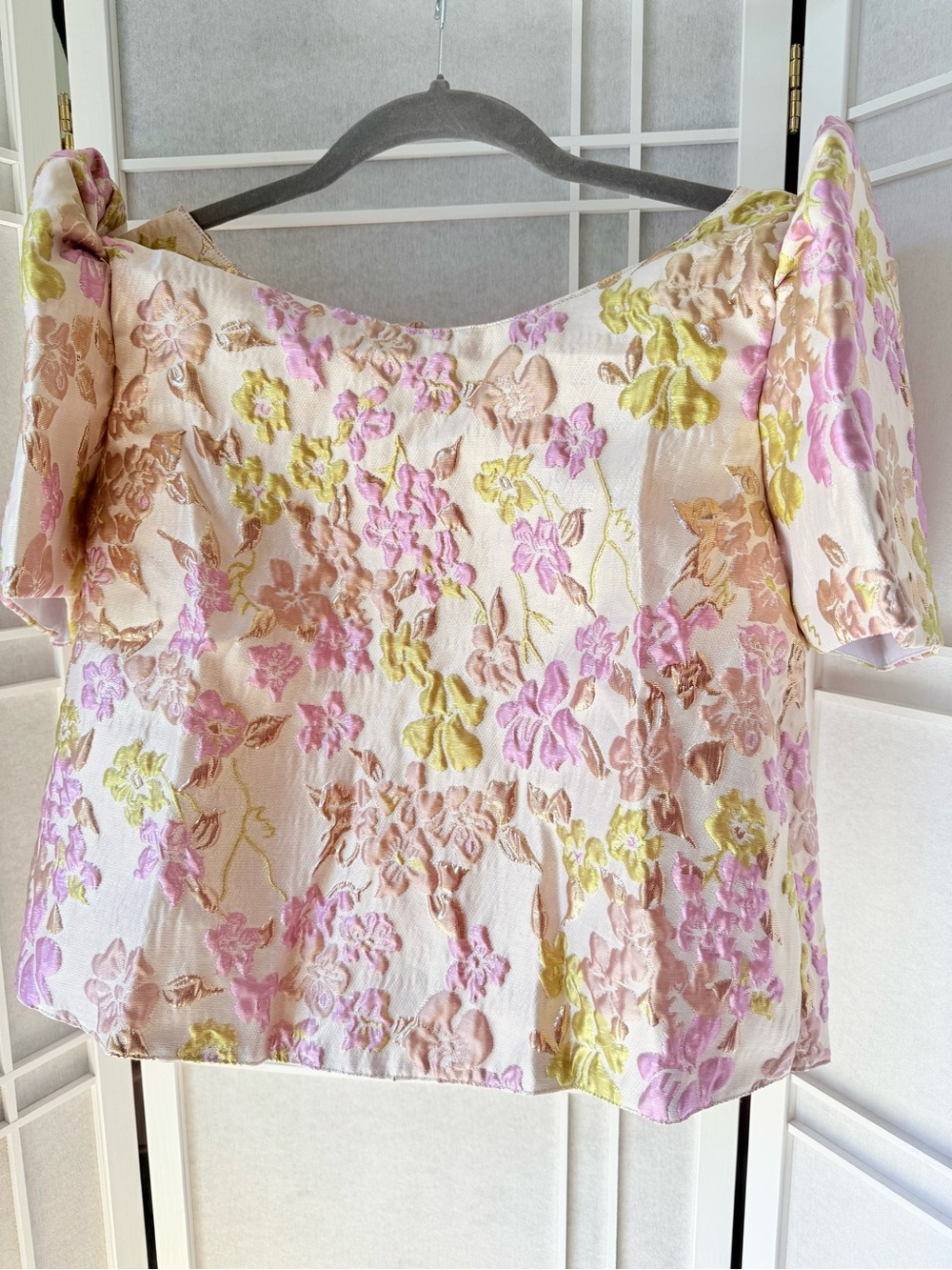 Modern Filipiniana Floral Embroidered Puff-Sleeve Women’s Top in Pastel Pink